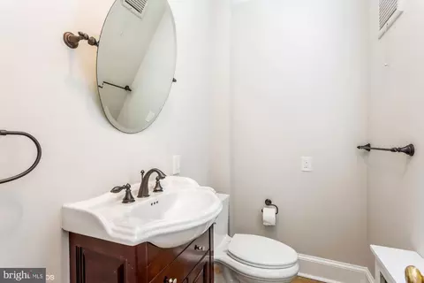 Bath - 27 Ostend St E, Baltimore, MD 21230 photo 4 of 4