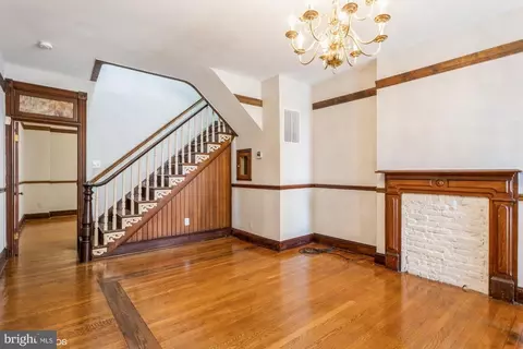Living - 27 Ostend St E, Baltimore, MD 21230 photo 4 of 6