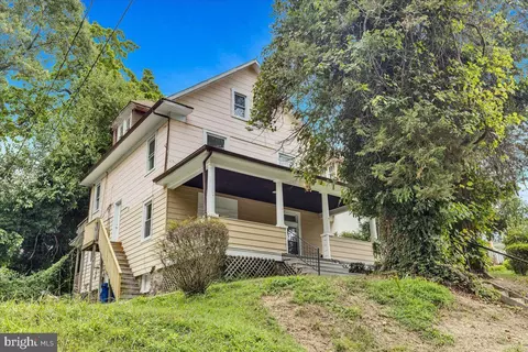 3706 Chesholm Rd, Baltimore, MD 21216