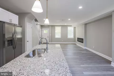 Living - 3118 Sequoia Ave, Baltimore, MD 21215 photo 4 of 4