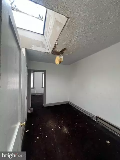 2608 Grogan Ave, Baltimore, MD 21213 photo 5