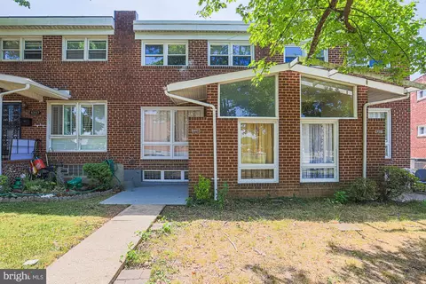 4209 Crest Heights Rd, Baltimore, MD 21215 photo 1