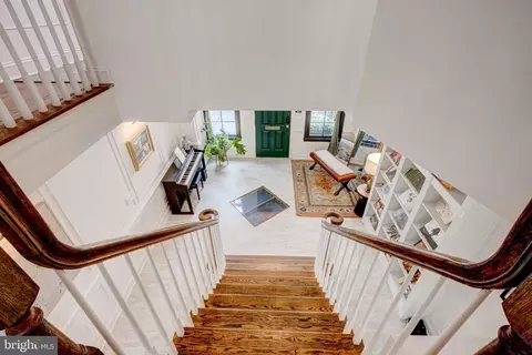 Entry Way - 702 S Bond St, Baltimore, MD 21231 photo 1 of 8