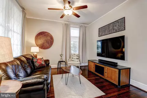Living - 2703 Grindon Ave, Baltimore, MD 21214 photo 3 of 3