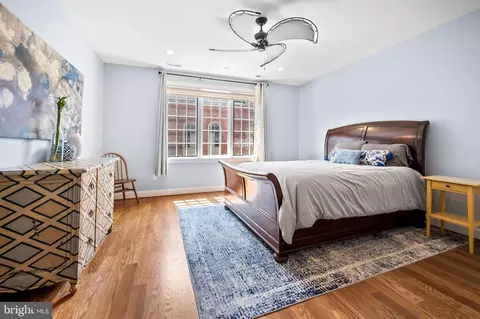 Bedroom - 1741 Aliceanna St, Baltimore, MD 21231 photo 4 of 5