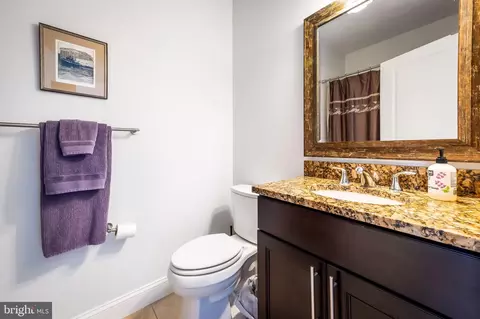 Bath - 1741 Aliceanna St, Baltimore, MD 21231 photo 4 of 4