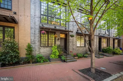Exterior - 1741 Aliceanna St, Baltimore, MD 21231 photo 3 of 13