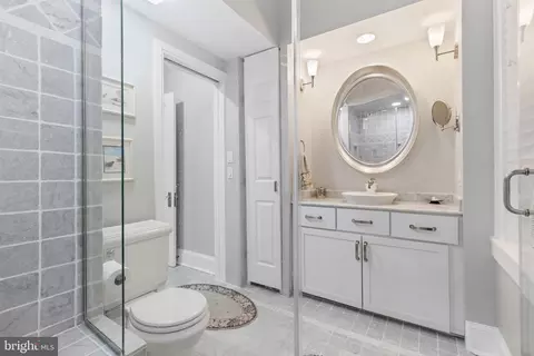 Bath - 229 W Lanvale St W, Baltimore, MD 21217 photo 1 of 4