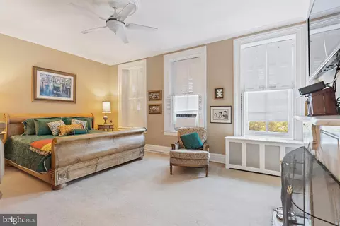 Bedroom - 229 W Lanvale St W, Baltimore, MD 21217 photo 5 of 12