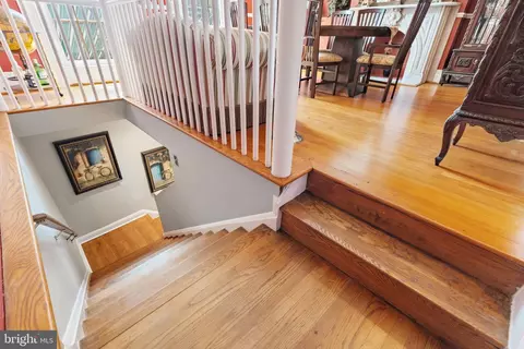 Entry Way - 229 W Lanvale St W, Baltimore, MD 21217 photo 4 of 7