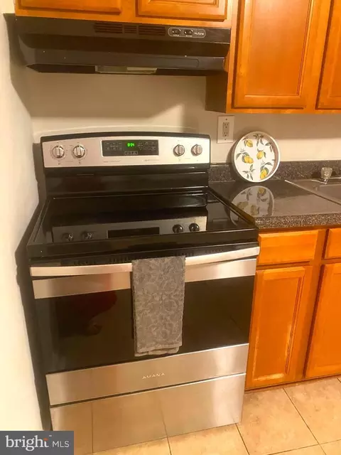 Kitchen - 4104 Dudley Ave, Baltimore, MD 21213 photo 1 of 2