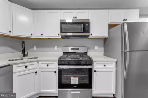 1510 E Madison St, Baltimore, MD 21205 photo 6