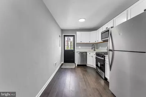 1510 E Madison St, Baltimore, MD 21205 photo 5