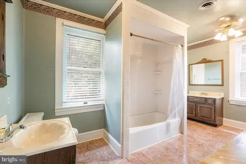 5219 Tramore Rd, Baltimore, MD 21214 photo 32