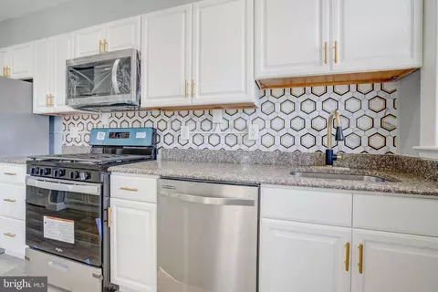 2221 Windsor Ave, Baltimore, MD 21216 photo 9