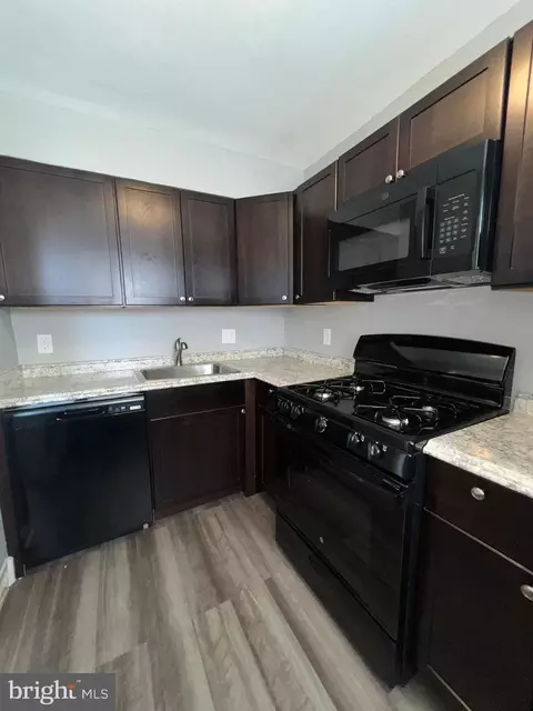 1128 Gleneagle Rd, Baltimore, MD 21239 photo 5