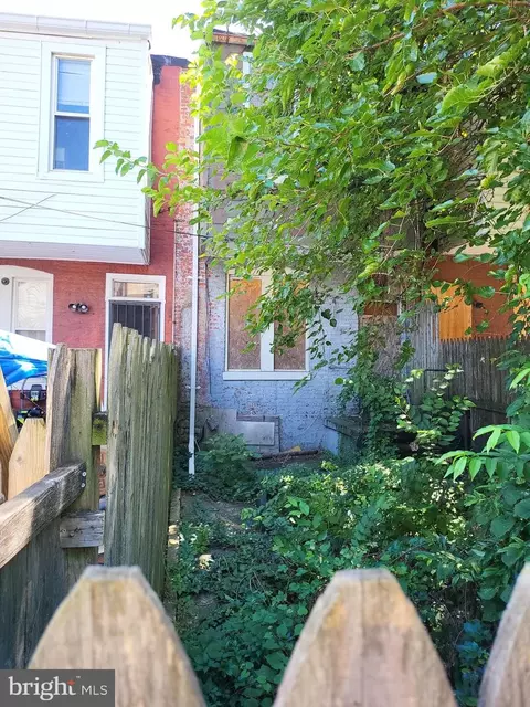 Exterior - 2354 Sidney Ave, Baltimore, MD 21230 photo 4 of 4