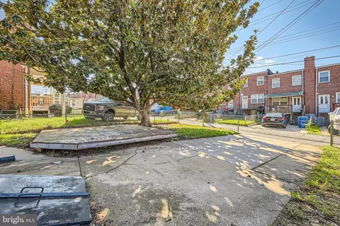 Exterior - 6839 Eastbrook Ave, Baltimore, MD 21224 photo 8 of 9