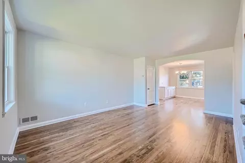 Living - 6839 Eastbrook Ave, Baltimore, MD 21224 photo 3 of 3