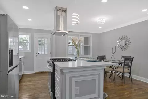 4243 Flowerton Rd, Baltimore, MD 21229 photo 6