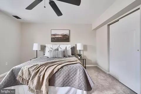 Bedroom - 1817 E Pratt St, Baltimore, MD 21231 photo 3 of 7