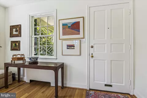Entry Way - 4203 Eastview Rd, Baltimore, MD 21218 photo 1 of 4