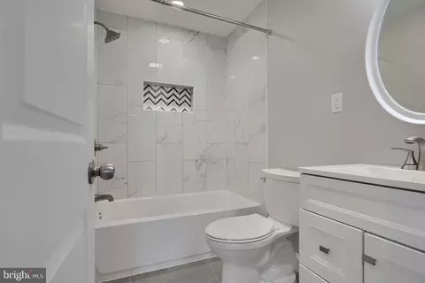 2124 Fleet St, Baltimore, MD 21231 photo 26
