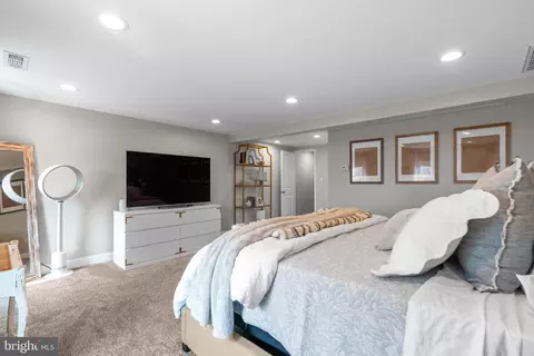2124 Fleet St, Baltimore, MD 21231 photo 37