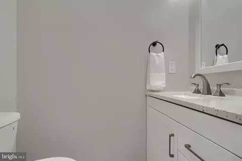 2124 Fleet St, Baltimore, MD 21231 photo 11