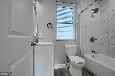 2124 Fleet St, Baltimore, MD 21231 photo 32