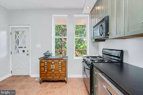 3013 Keswick Rd, Baltimore, MD 21211 photo 12