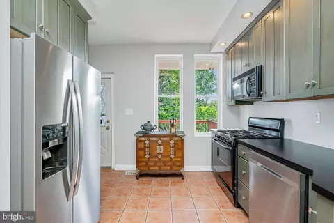 3013 Keswick Rd, Baltimore, MD 21211 photo 11