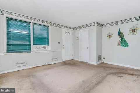Living - 4543 Shamrock Ave, Baltimore, MD 21206 photo 1 of 1
