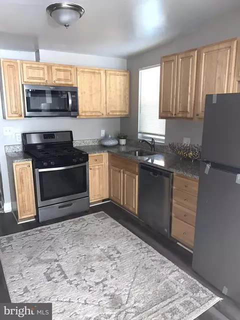 Kitchen - 1004 W Cross St, Baltimore, MD 21230 photo 2 of 2