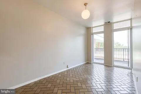3601 Clarks Ln #E, Baltimore, MD 21215 photo 17