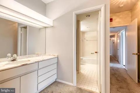 3601 Clarks Ln #E, Baltimore, MD 21215 photo 25