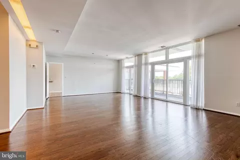 3601 Clarks Ln #E, Baltimore, MD 21215 photo 3