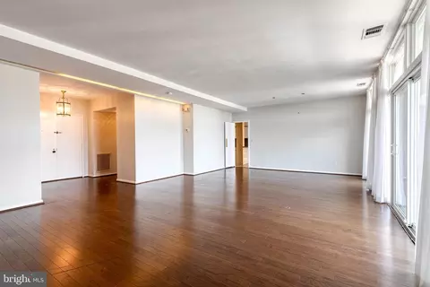 3601 Clarks Ln #E, Baltimore, MD 21215 photo 5