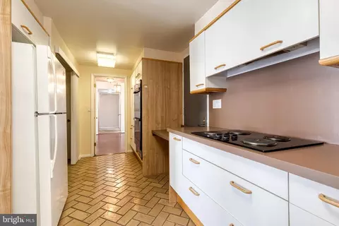 3601 Clarks Ln #E, Baltimore, MD 21215 photo 15