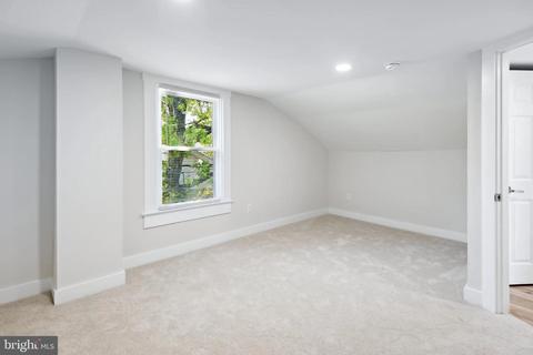 Bedroom - 4807 Pilgrim Rd, Baltimore, MD 21214 photo 6 of 8