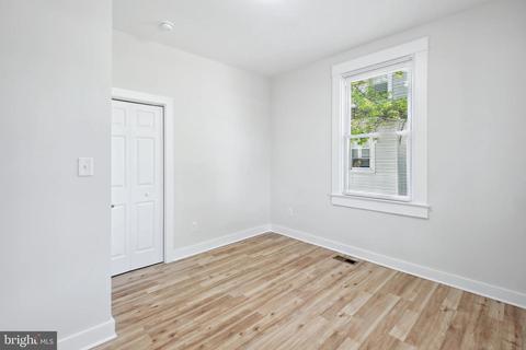 Bedroom - 4807 Pilgrim Rd, Baltimore, MD 21214 photo 2 of 8