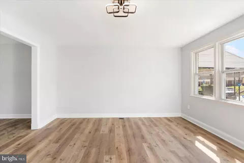 559 S Beechfield Ave, Baltimore, MD 21229 photo 6