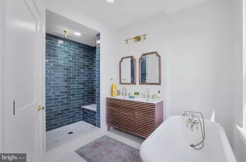 2411 Madison Ave, Baltimore, MD 21217 photo 25