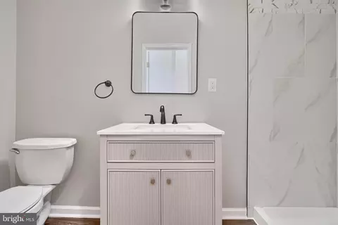Bath - 1724 E 30th St, Baltimore, MD 21218 photo 2 of 4