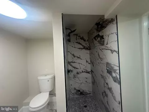 2550 Harlem Ave, Baltimore, MD 21216 photo 9