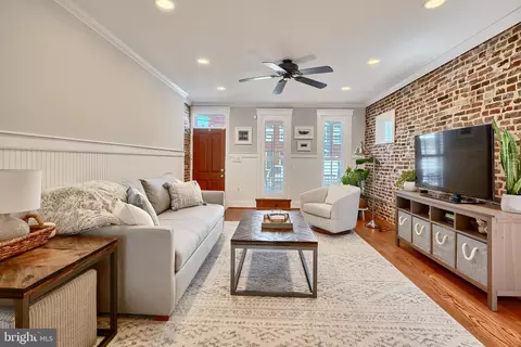 1325 Hull St, Baltimore, MD 21230