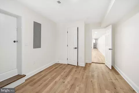 Entry Way - 2330 Madison Ave, Baltimore, MD 21217 photo 23 of 23