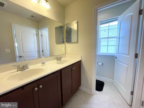 Bath - 4422 Old Frederick Rd, Baltimore, MD 21229 photo 3 of 7