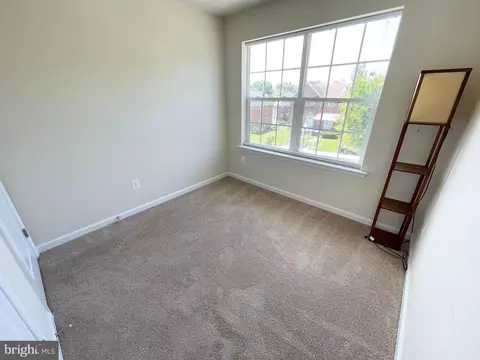 Bedroom - 4422 Old Frederick Rd, Baltimore, MD 21229 photo 6 of 10