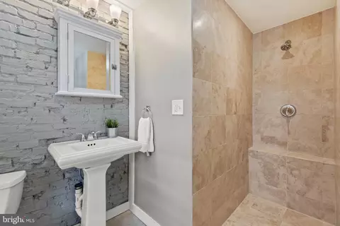 669 Washington Blvd, Baltimore, MD 21230 photo 13